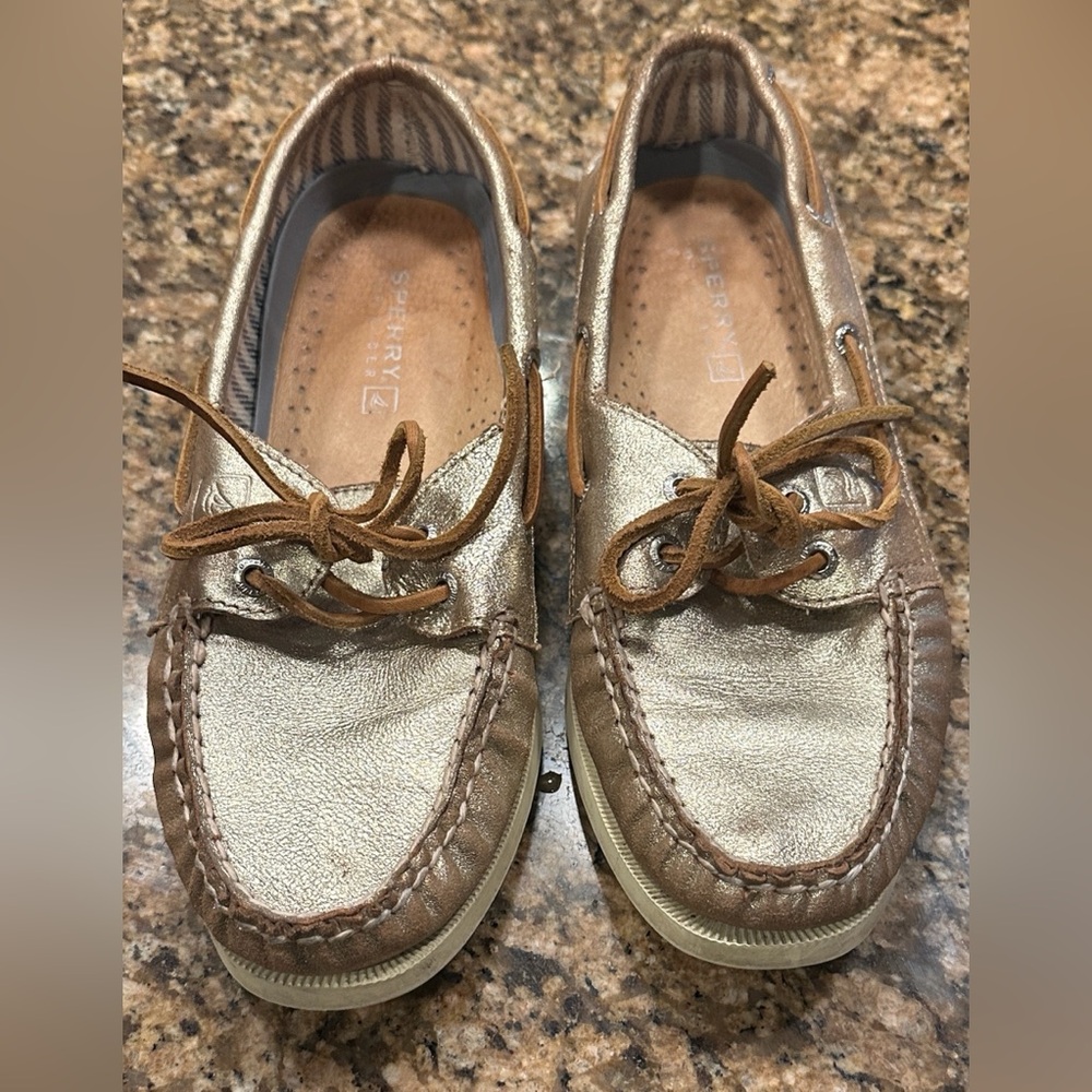 Sperry Loafer 7.5  - Metallic Gold